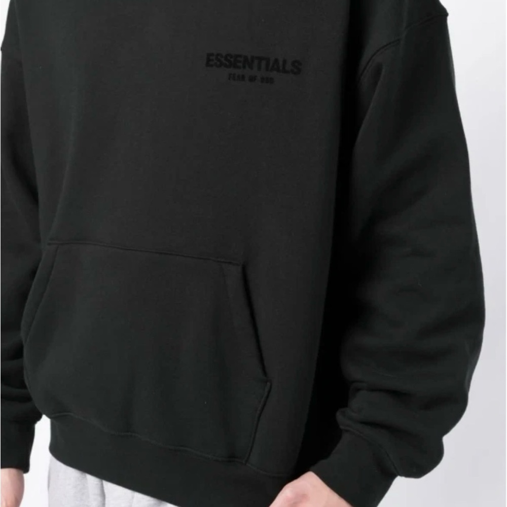 Fear of God Essentials - Picture 6 of 7